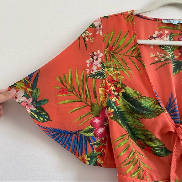 She + Sky Coral Tropical Front Tie Romper - Medium - Picture 10 of 11